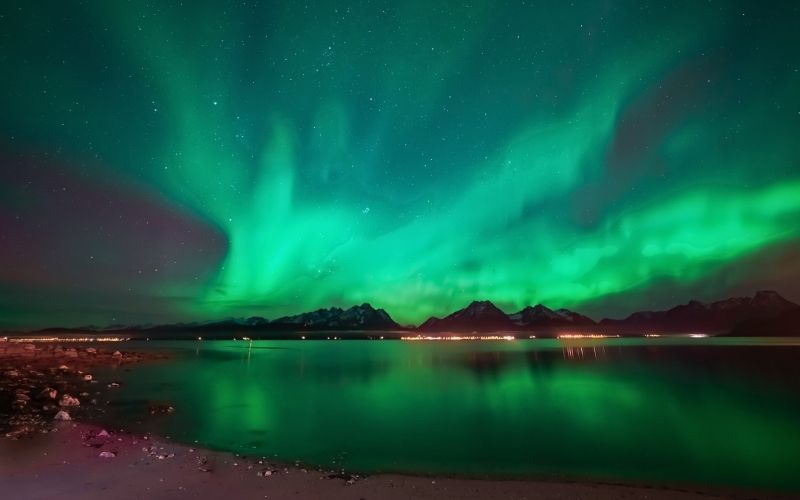 aurora borealis shapes