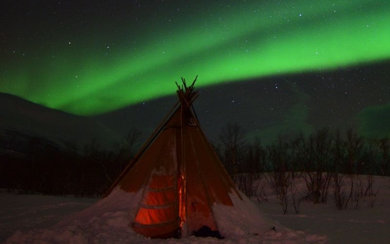 northern lights banff