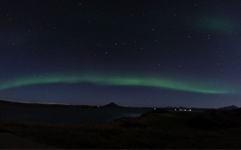 how northern lights look in reality